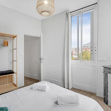 L'apollinaire - à 5 Minutes Du Centre Appartement